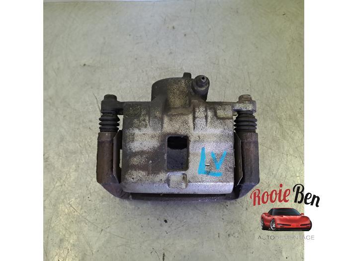Remklauw (Tang) links-voor van een Chevrolet Epica, Gebruikt, -, Ophalen of Verzenden, -
