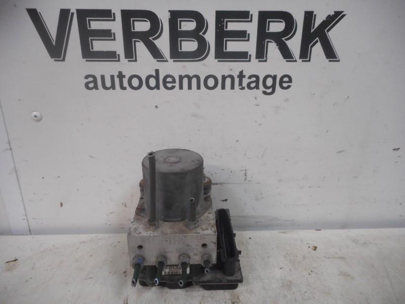 Abs Pomp Opel Tigra Twin Top 2005 bosch0265234093, Gebruikt, Bosch Engineering GmbH, Engineering@bosch.com, Opel