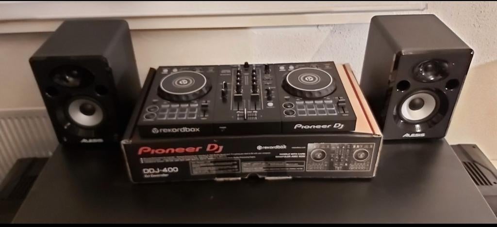Pioneer DDJ400 met monitoren 160watt RMS 39.95€/dag, Muziek en Instrumenten, Dj-sets en Draaitafels, Ophalen, Zo goed als nieuw