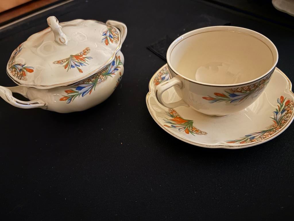 Vintage Johnson Bros Victorian Servies, Ophalen