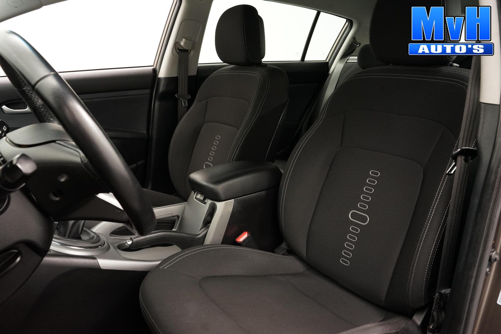 Kia Sportage 1.6 GDI BusinessLine|CAM|BLUETOOTH|NAV|LED|NAP, Voorwielaandrijving, Euro 5, 1591 cc, 4 cilinders
