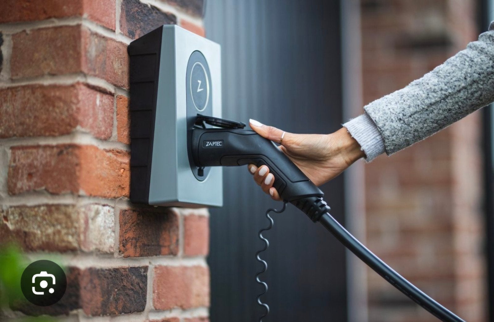 Gezocht , leveren en aansluiten  thuis Laadpaal voor Elektri, Ophalen, Nieuw, Laadkabel