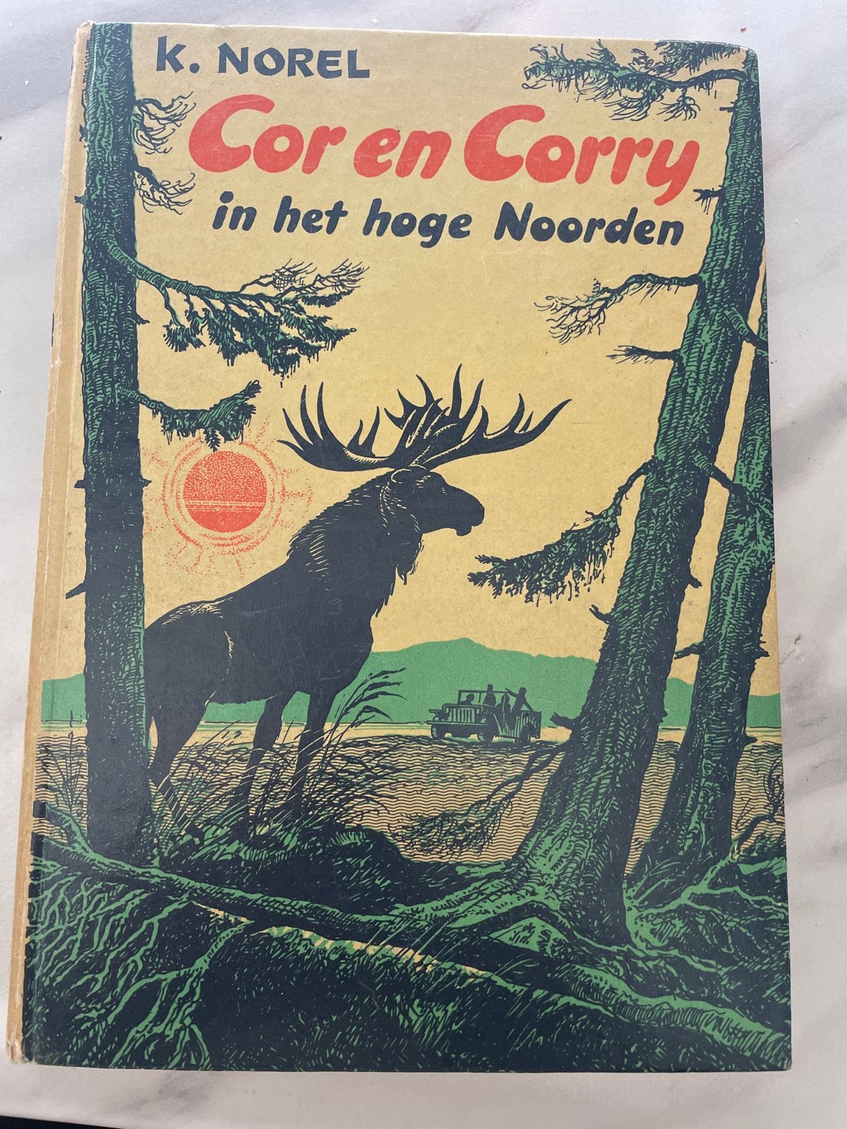 Cor en Corry in het hoge Noorden - K. Norel, Ophalen of Verzenden, Gelezen, Fictie algemeen