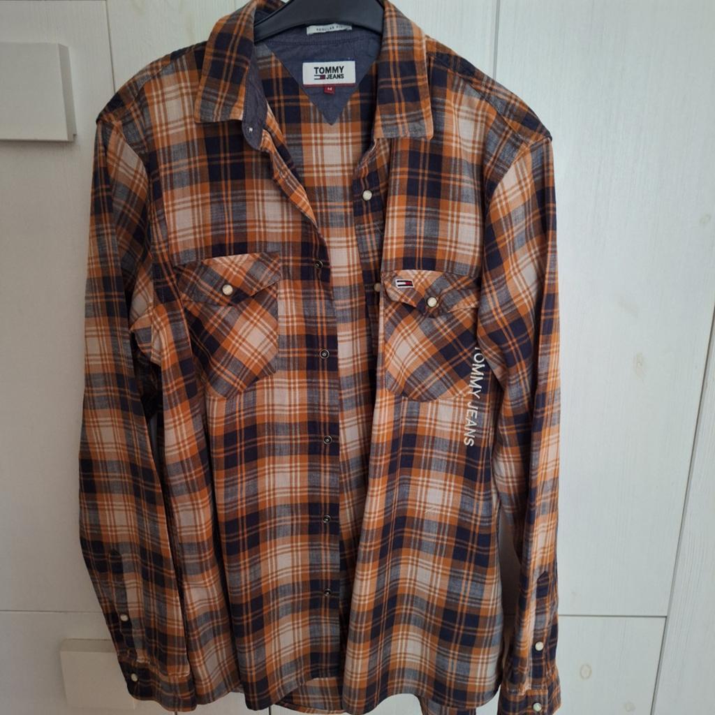 Tommy Jeans geruit overhemd - Maat M, Kleding | Heren, Overhemden, Oranje, Zo goed als nieuw, Tommy Jeans, Halswijdte 39/40 (M)