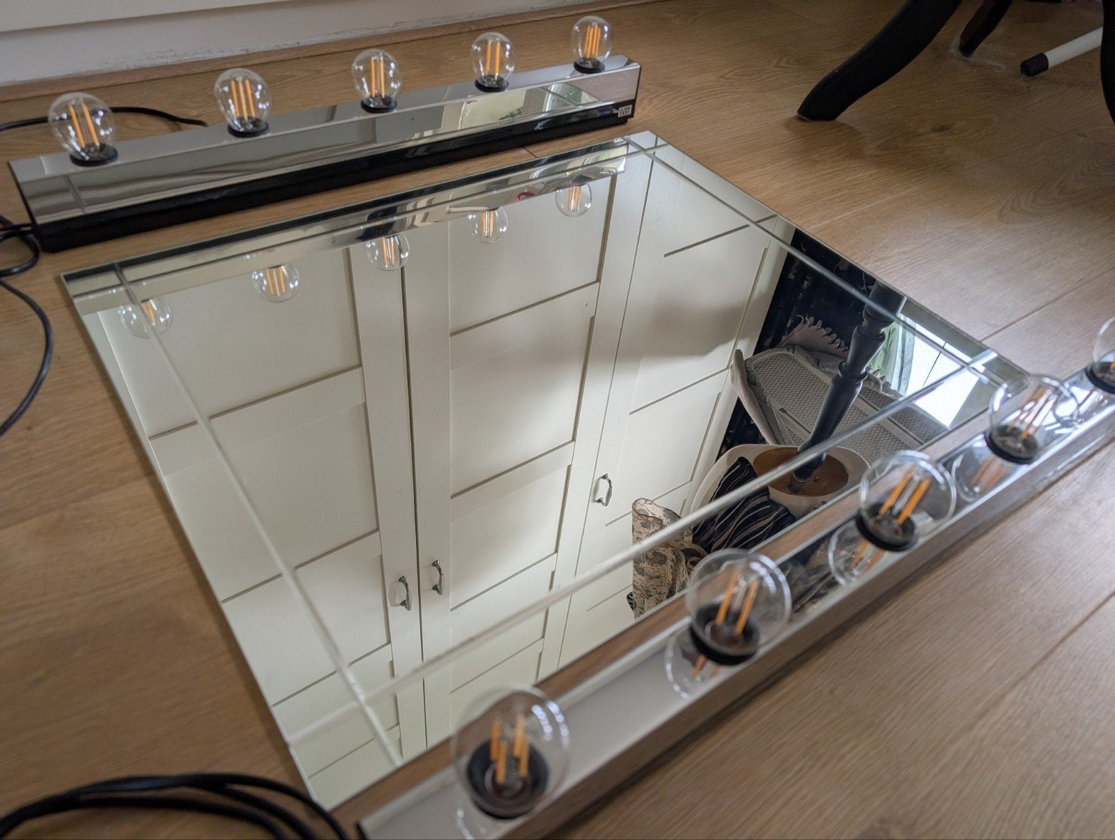 Make-up spiegel met verlichting, Huis en Inrichting, Woonaccessoires | Spiegels, Ophalen, 100 tot 150 cm, Zo goed als nieuw, 75 tot 100 cm
