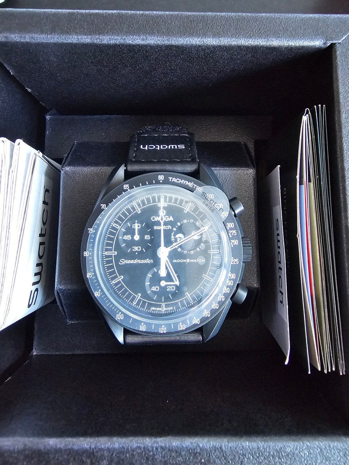 Swatch Omega Moonswatch snoopy “Mission to the moonphase”, Ophalen, Nieuw, Kunststof, Omega