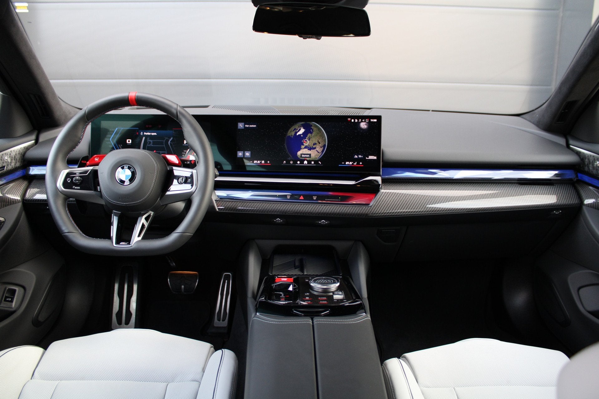 Foto 22 van BMW 5 Serie Touring M5 | KERAMISCH | BTW | M-DRIVE PROFESSIO
