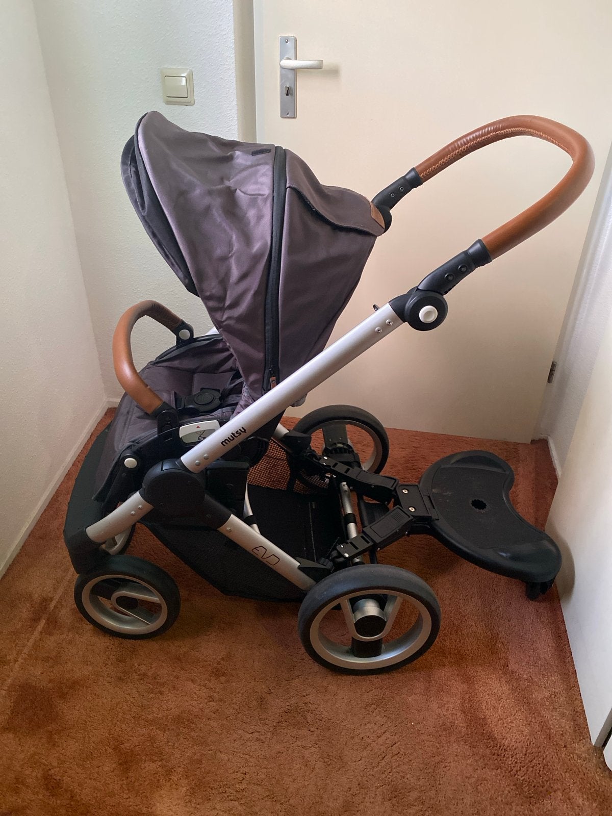 Mutsy Evo kinderwagen met meerijdplankje, Kinderwagen, Gebruikt, Mutsy, Verstelbare duwstang