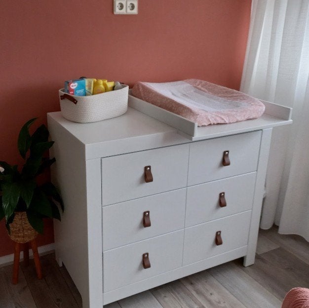 Ledikant en commode met 3 lades en afneembaar blad, Ophalen, Zo goed als nieuw, 75 tot 100 cm, Minder dan 50 cm