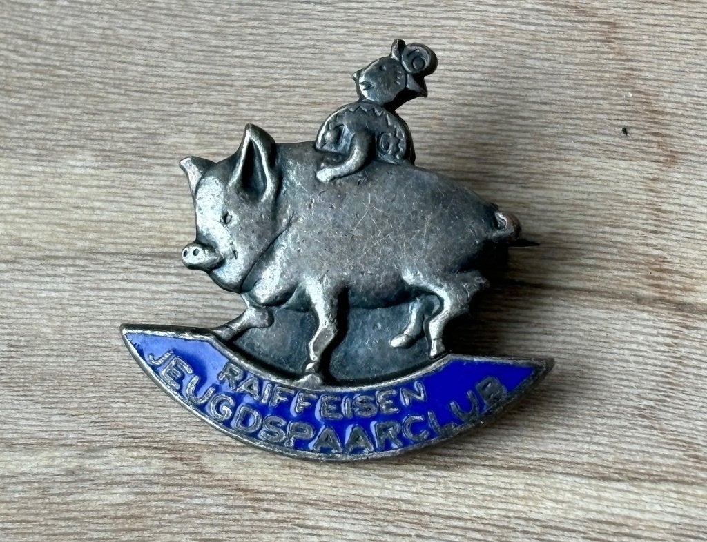 Oude Broche Speld Raiffeisen Jeugdspaarclub 1956, Ophalen of Verzenden, Gebruikt, Overige onderwerpen
