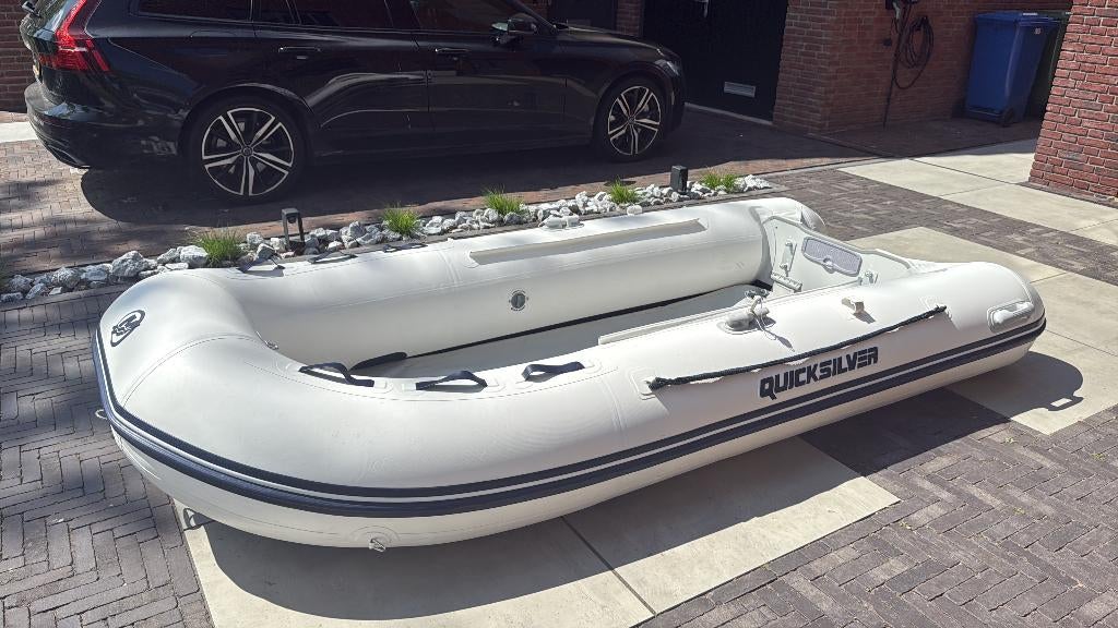 Quicksilver 320 airdeck, Watersport en Boten, Rubberboten, Ophalen, Zo goed als nieuw, Benzine, Minder dan 70 pk