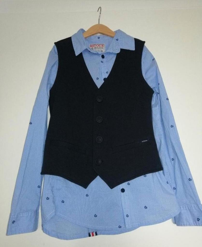 Nieuwe set. Blouse retour maat 158/164.Gilet Garcia 152/158, Retour/Garcia, Overhemd of Blouse, Nieuw, Ophalen of Verzenden