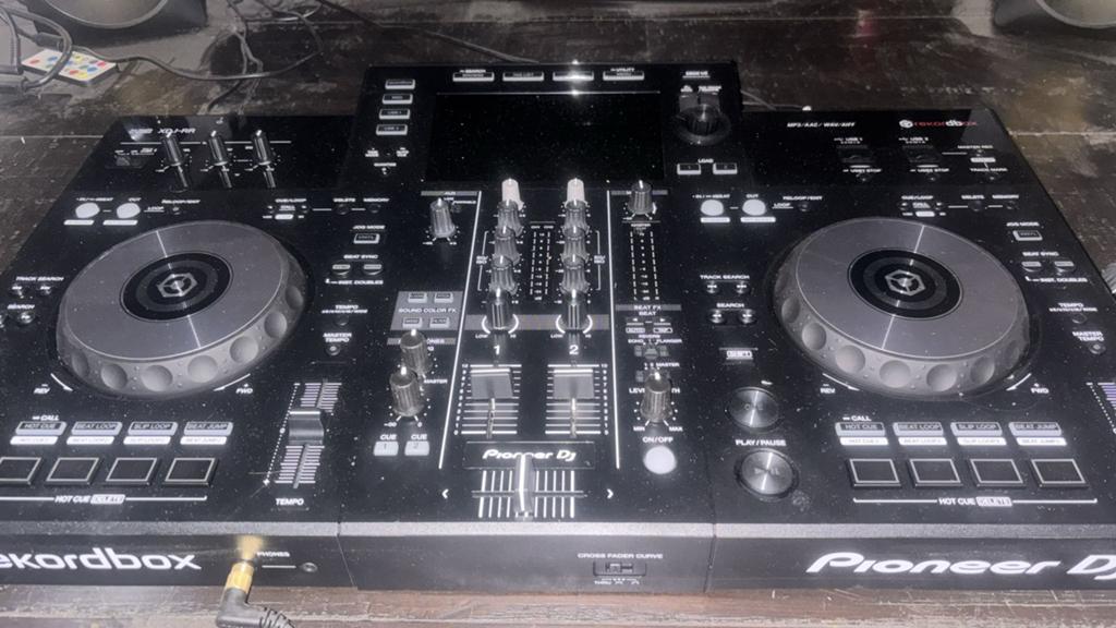 Pioneer DJ XDJ-RR met koptelefoon en stofkap, Muziek en Instrumenten, Dj-sets en Draaitafels, Ophalen, Zo goed als nieuw, Dj-set