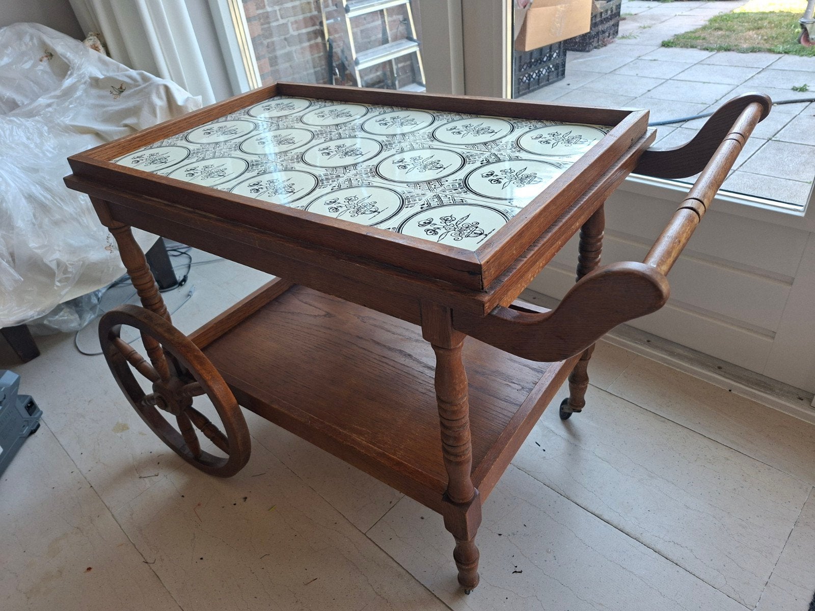 Vintage houten theewagen met tegels - serveerwagen, Ophalen