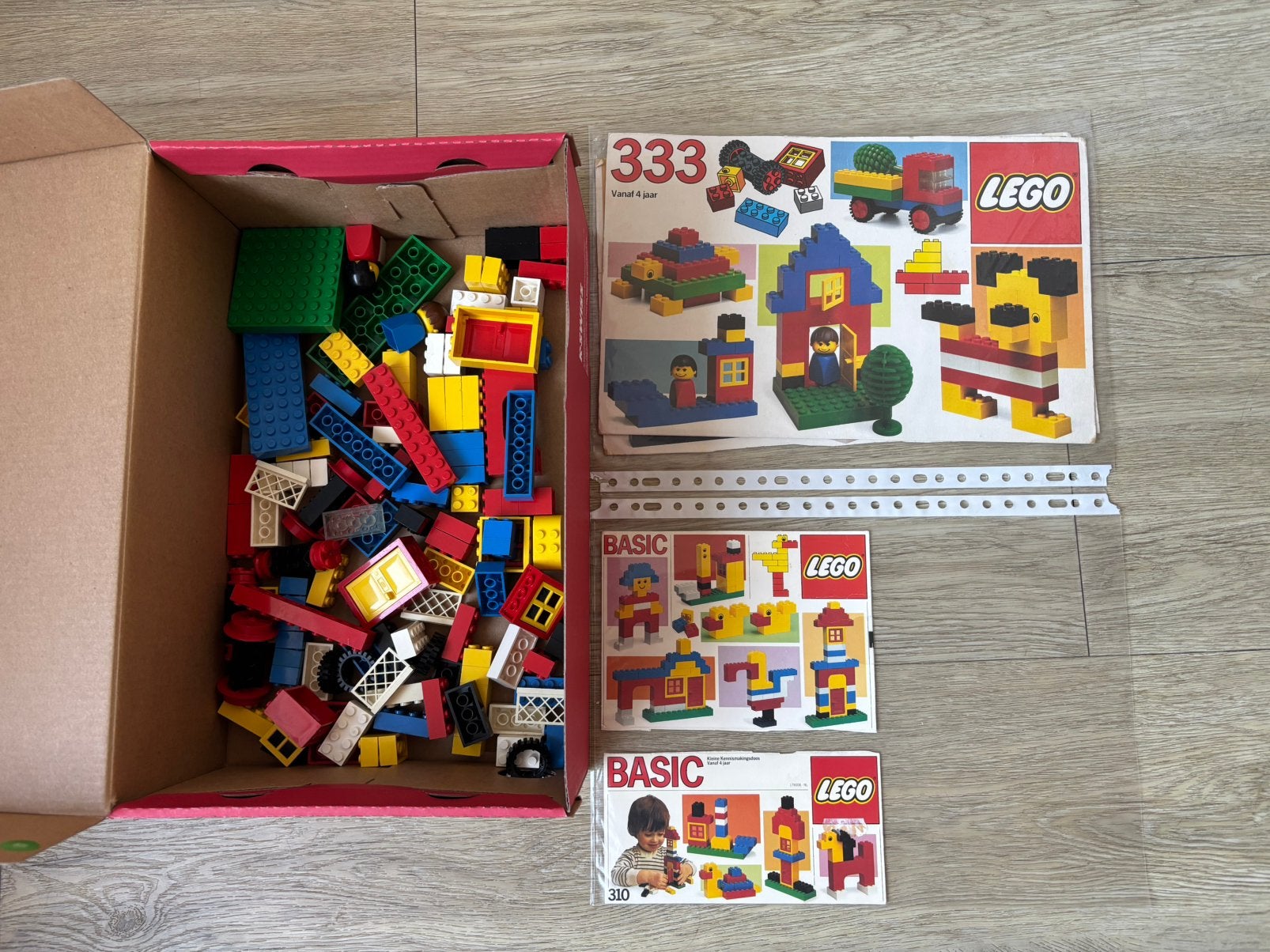 Lego basic set 333 en 310 (jaren 80), Ophalen, Gebruikt