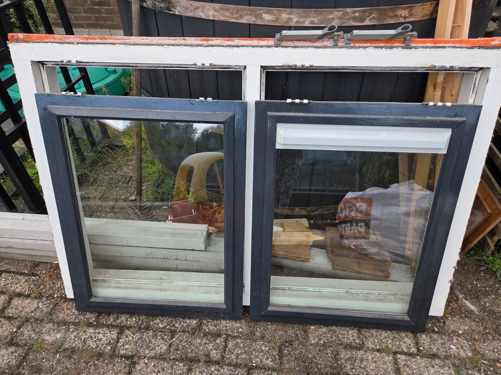Kozijn met twee ramen met HR++ glas, Doe-het-zelf en Verbouw, Glas en Ramen, Ophalen, Gevelraam of Ruit, Gebruikt, 80 tot 120 cm