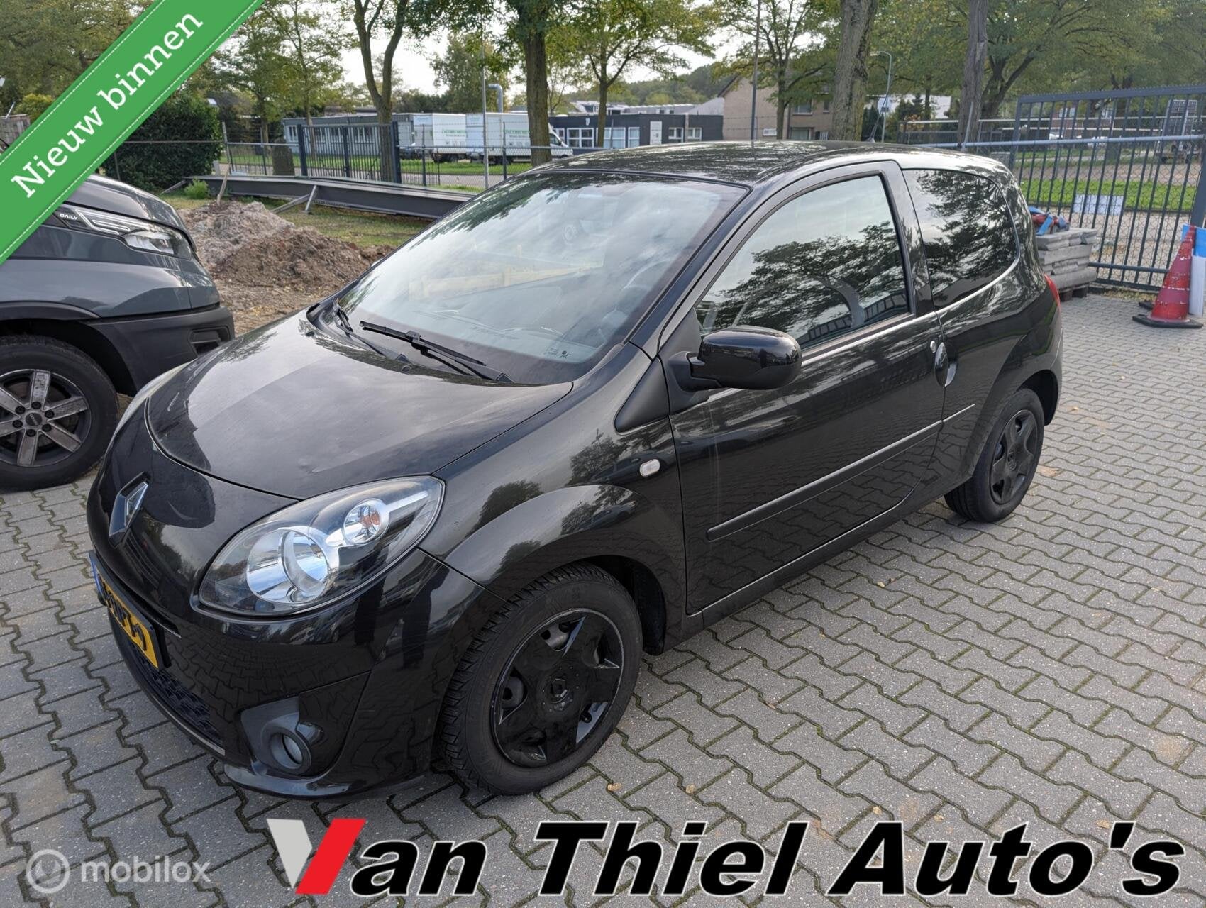 Renault Twingo 1.2-16V Miss Sixty half leder airco, Twingo, Gebruikt, 4 cilinders, 4 stoelen