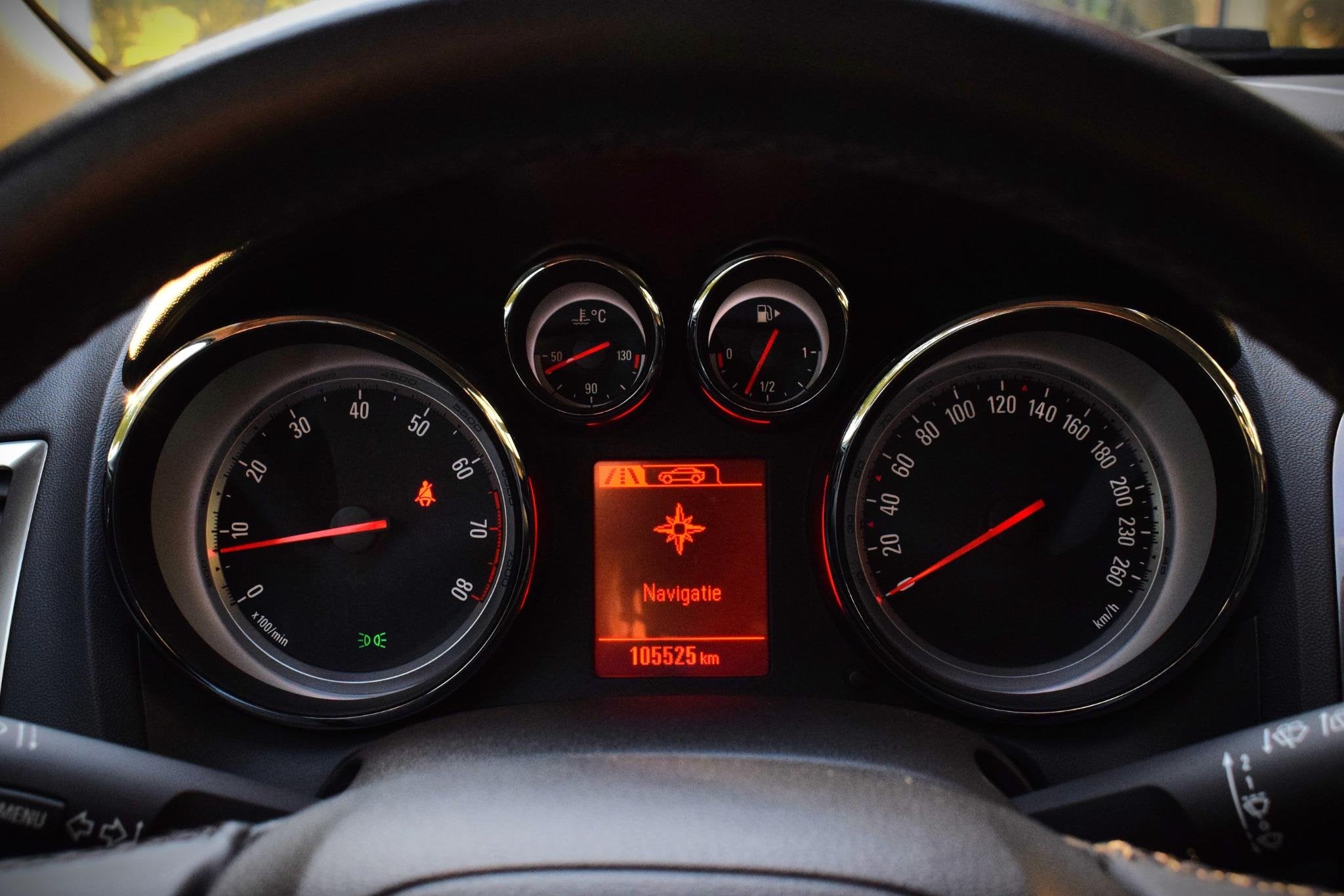 Opel Astra 1.4 Turbo Sport met NAVIGATIE|BLUETOOTH TEL|PDC|, Auto's, Voorwielaandrijving, Stof, Gebruikt, 4 cilinders