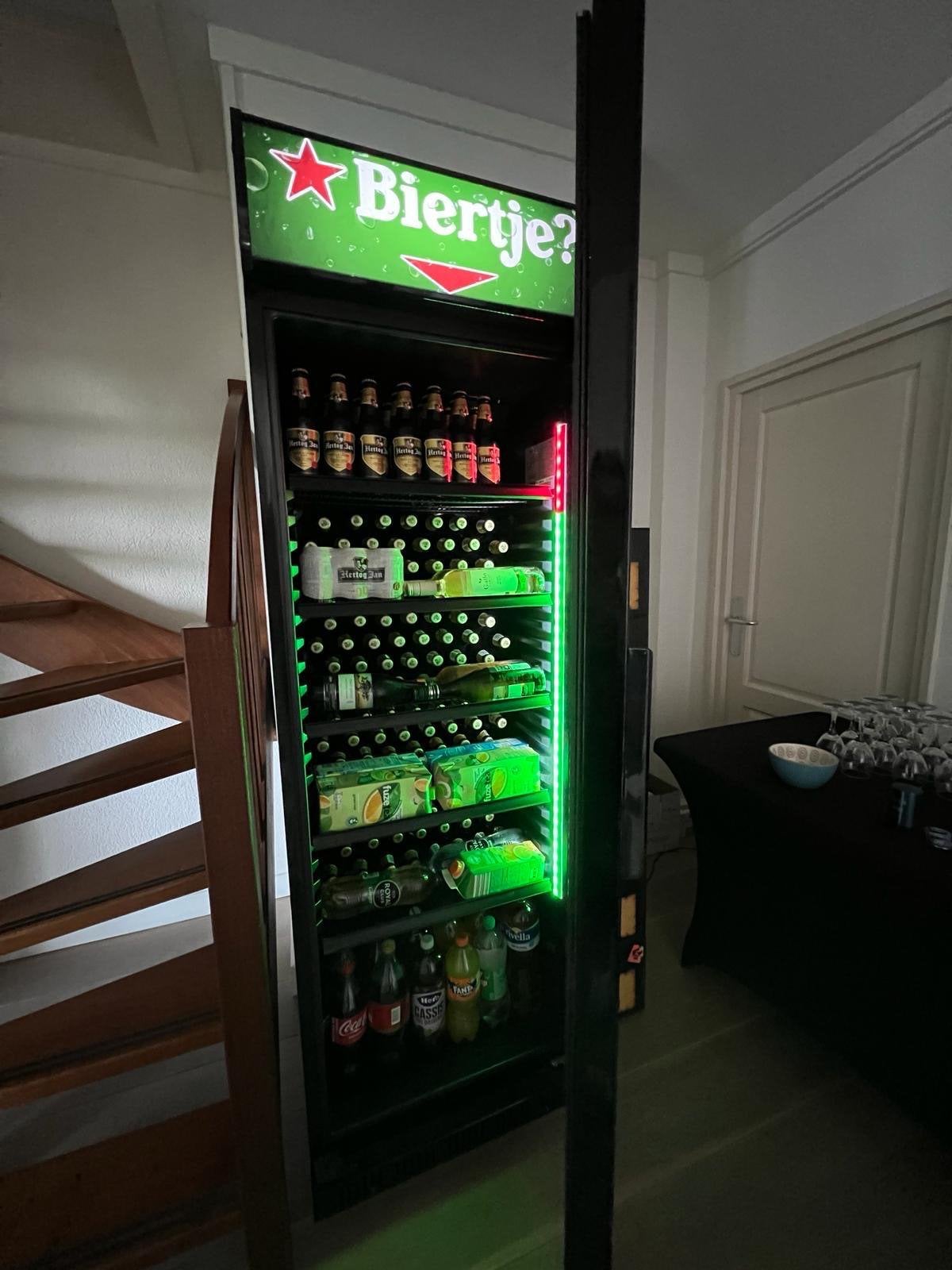 Bierkoelkast te huur!, Ophalen, Zo goed als nieuw, Verjaardag