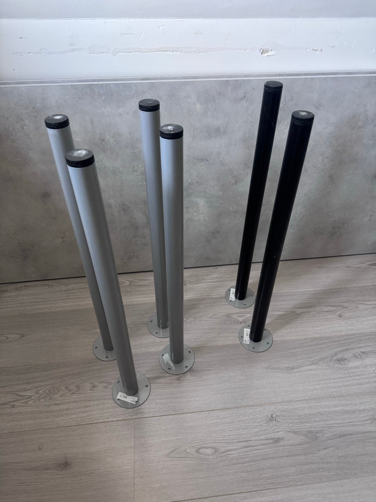 IKEA ADILS Tafelpoten - Zwart en Grijs (6 stuks), Ophalen, Tafelpoot, Minder dan 50 cm, Gebruikt