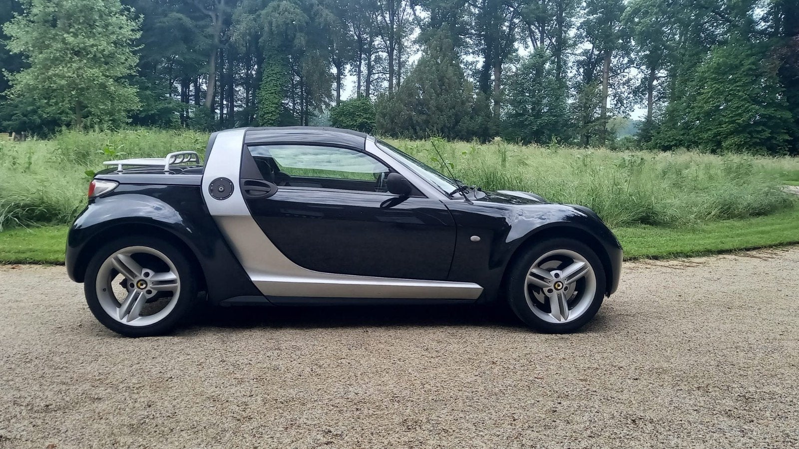 Smart Roadster 0.7 60KW AUT 2004, Auto's, Smart, Automaat, Achterwielaandrijving, Zwart, Origineel Nederlands