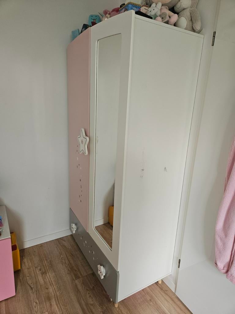 Kleding kast, Ophalen, Zo goed als nieuw, Meisje