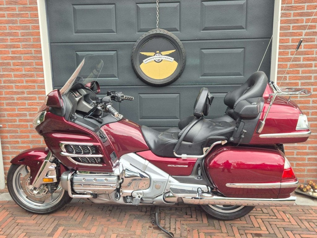Honda GL1800 GOLDWING 2009, bieden vanaf € 8000,-, Honda, Occasion, Bedrijf, Meer dan 35 kW