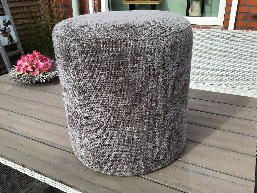 Poefje zachte grijze stof diameter 40 cm hoogte 40 cm, Ophalen, Minder dan 50 cm, Minder dan 50 cm, Zo goed als nieuw