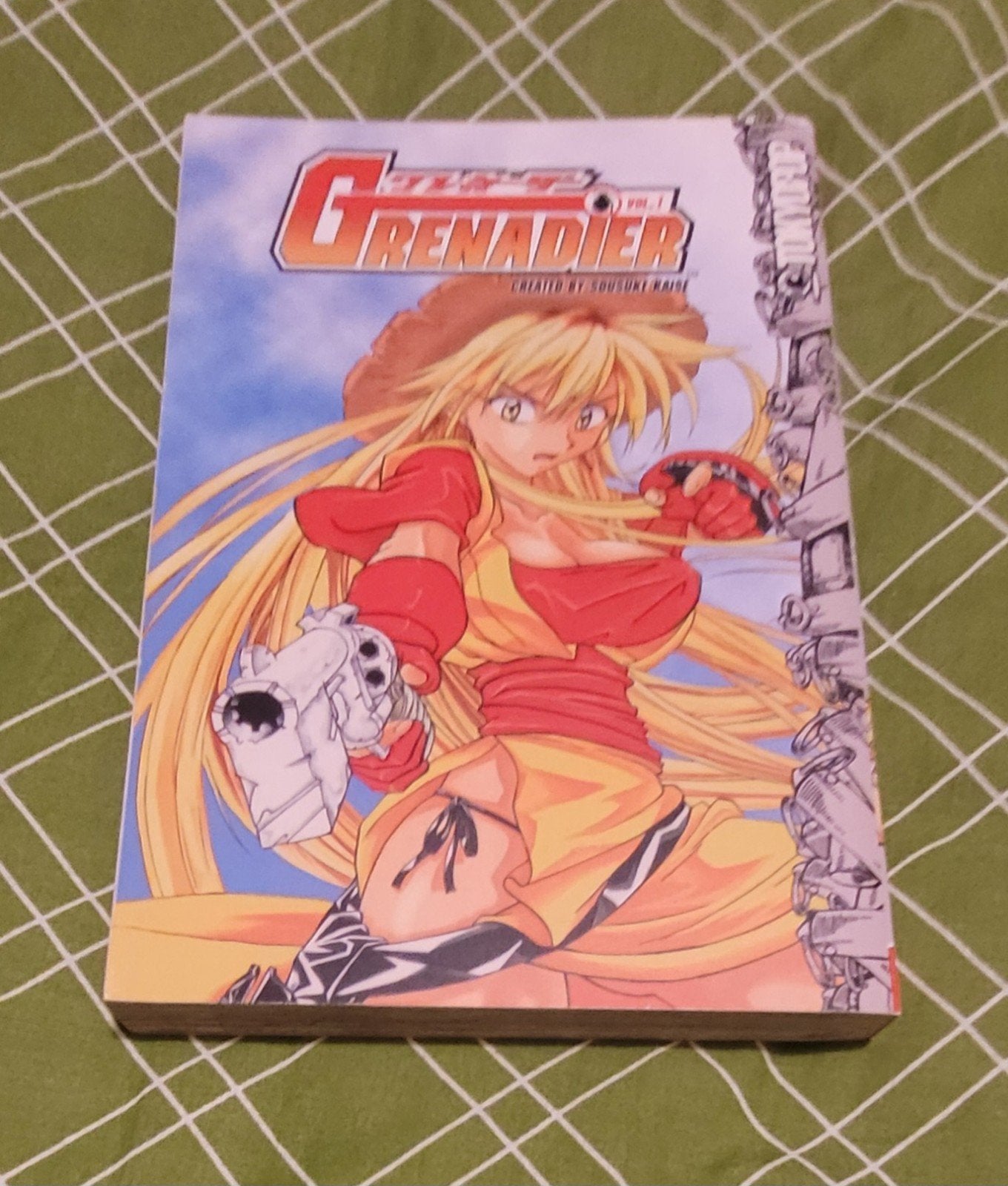 Manga Grenadier vol. 1, Ophalen of Verzenden, Japan (Manga), Sousuke kaise, Gelezen