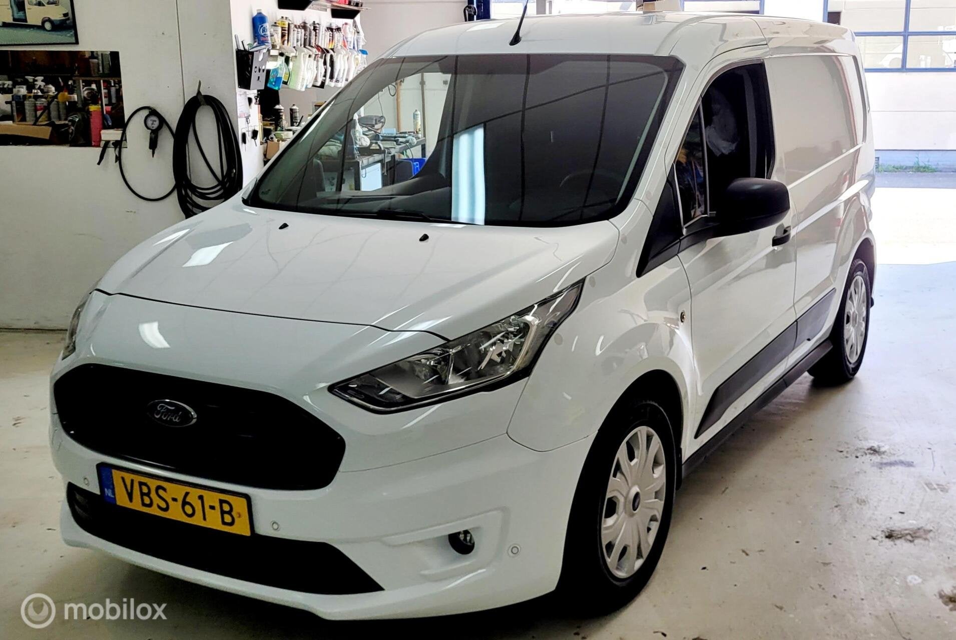 Ford Transit Connect 1.5 TDCI L1 Ambiente, Gebruikt, Euro 6, 4 cilinders, Wit