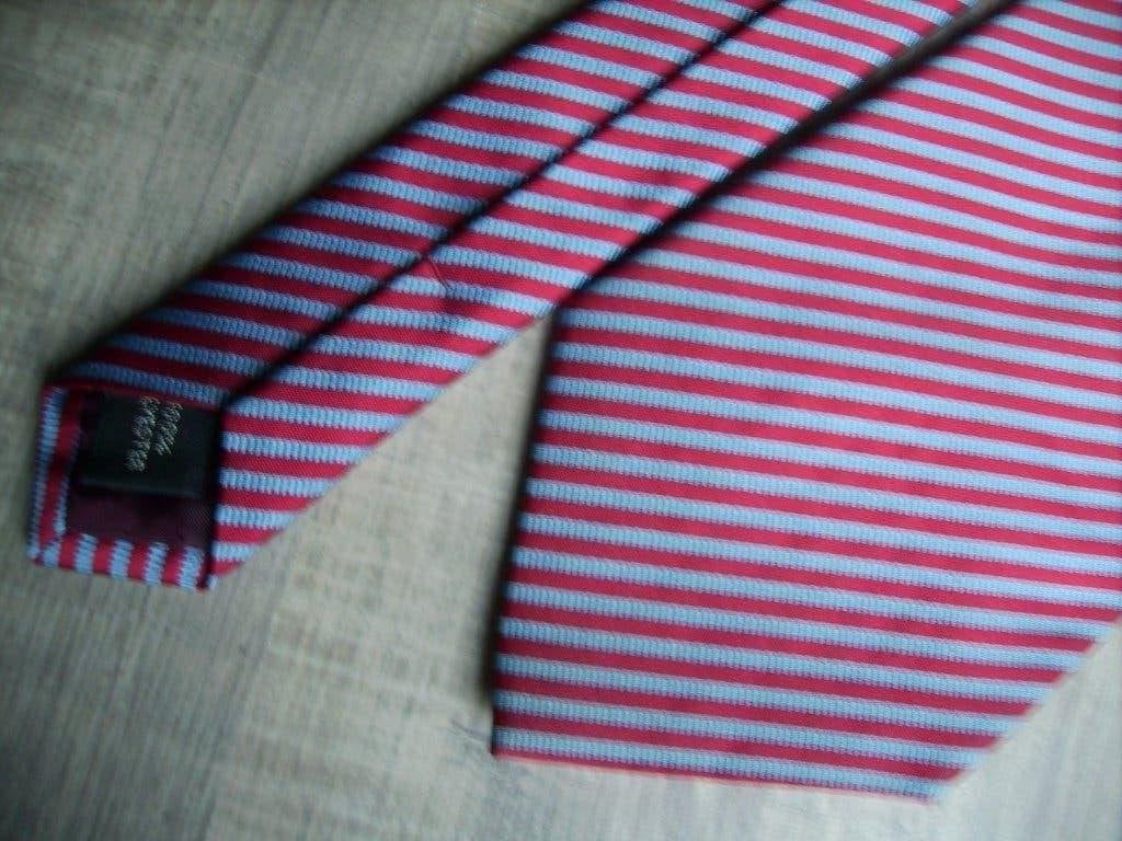 stropdas Via Trento , Italy, Kleding | Heren, Stropdassen, Ophalen of Verzenden, Zo goed als nieuw, Rood, Via Trento