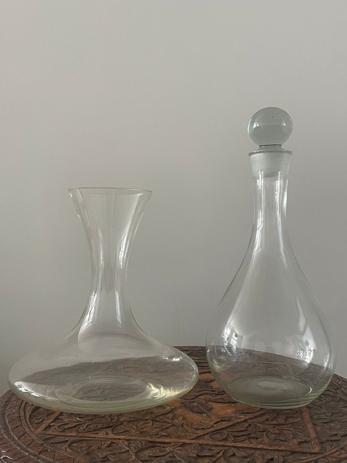 Set van 2 glazen karaffen, waarvan 1 met dop, Ophalen of Verzenden