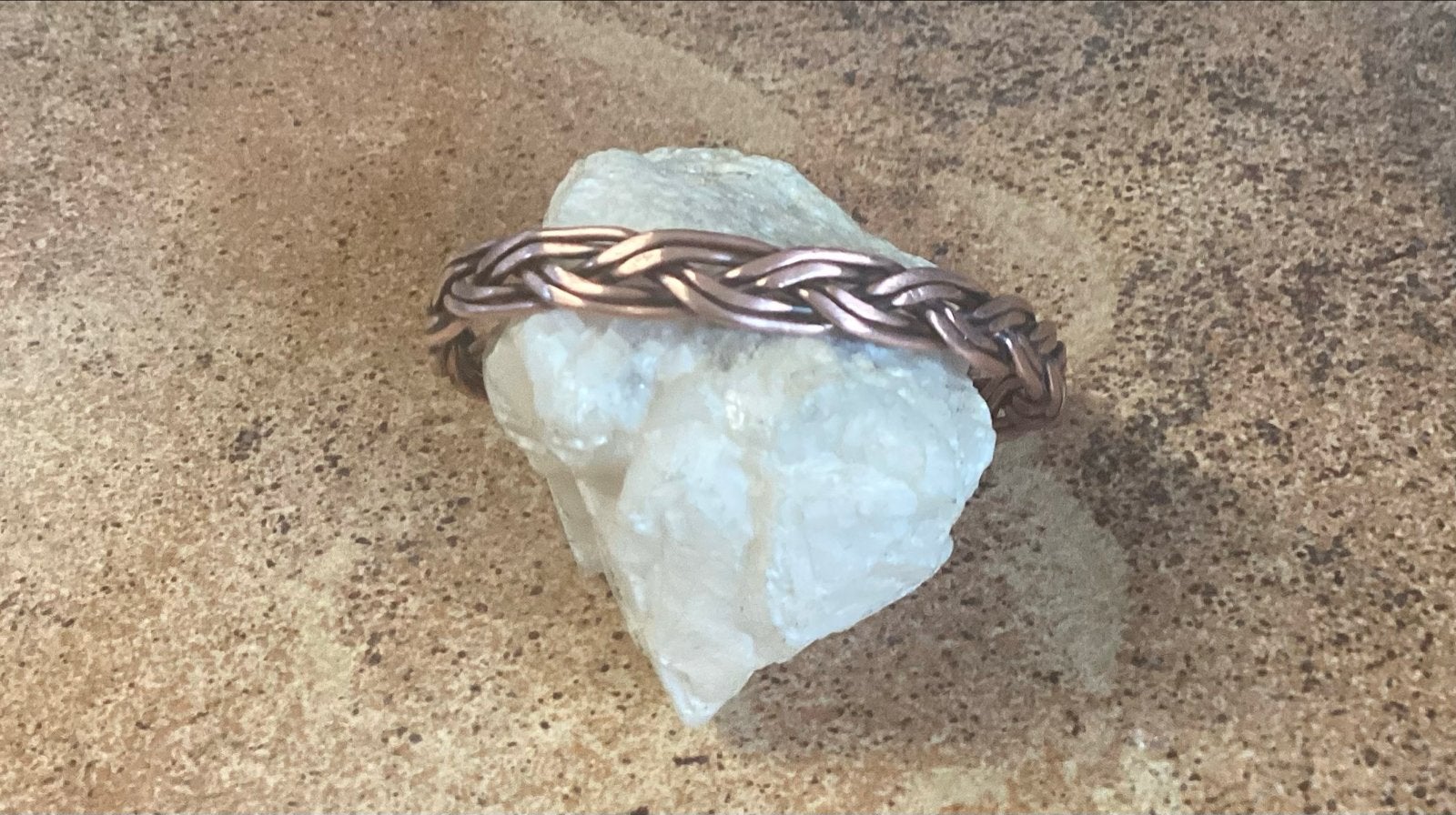 Handgemaakte koperen armband - Indiaanse vlecht, Ophalen of Verzenden, Nieuw, Overige kleuren, Overige materialen