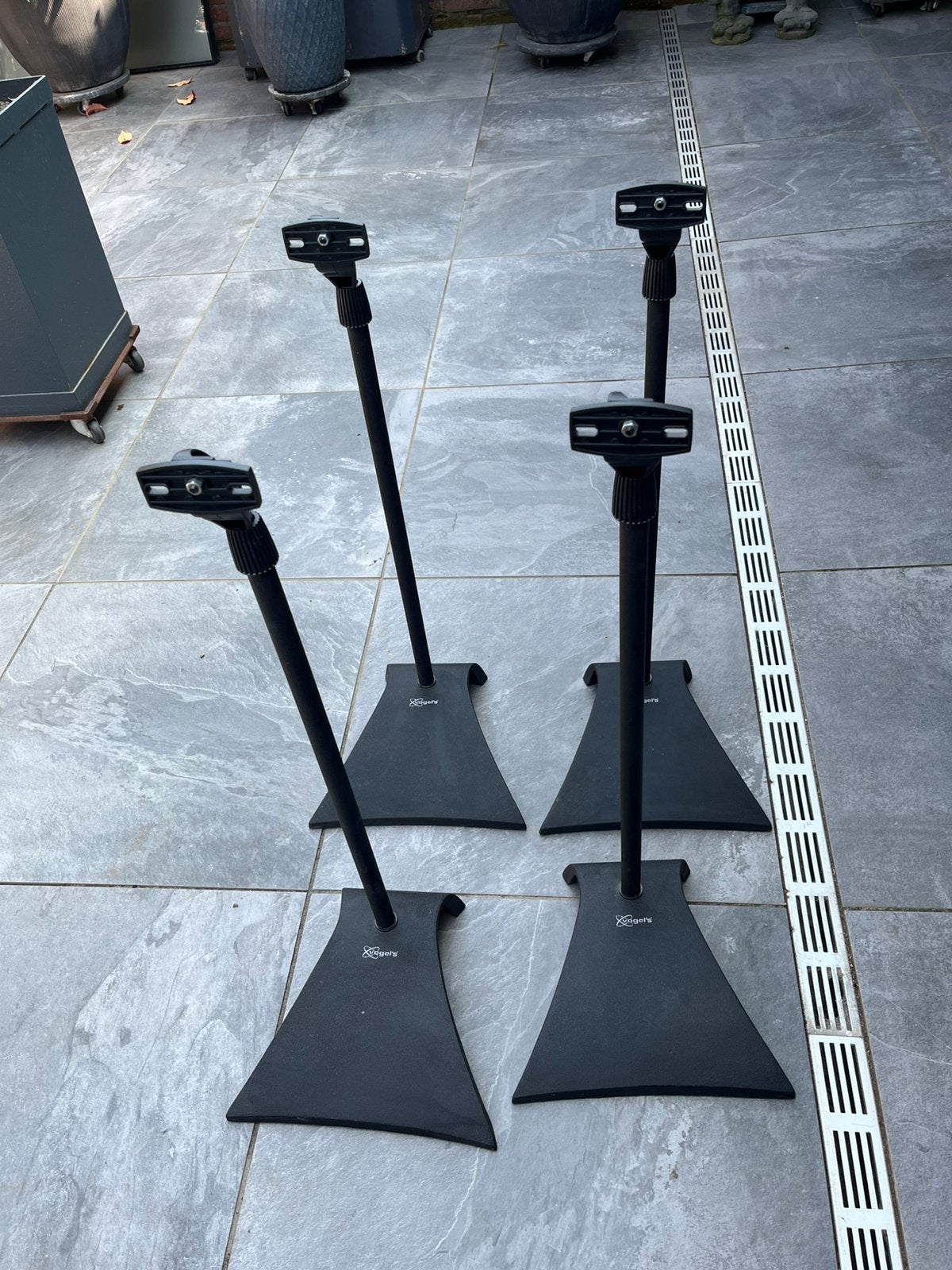 Vogel’s boxen standaards 4 stuks, Ophalen, Gebruikt