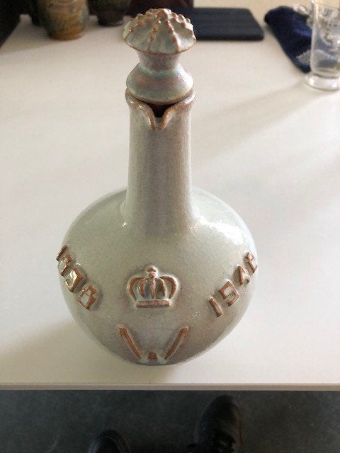WILHELMINA FLES      5262, Ophalen of Verzenden, Servies