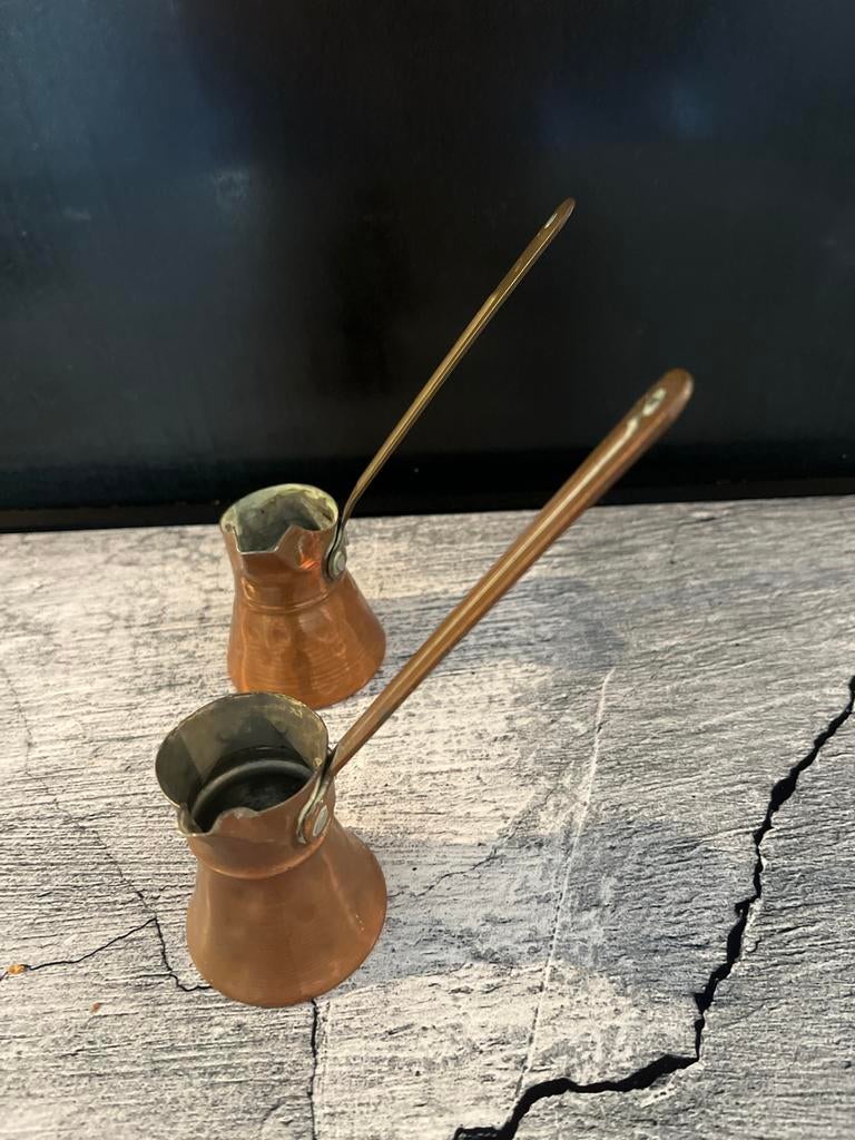 Set van 2 koperen Turkse koffiepotjes / cezve, Antiek en Kunst, Antiek | Koper en Brons, Ophalen of Verzenden, Koper