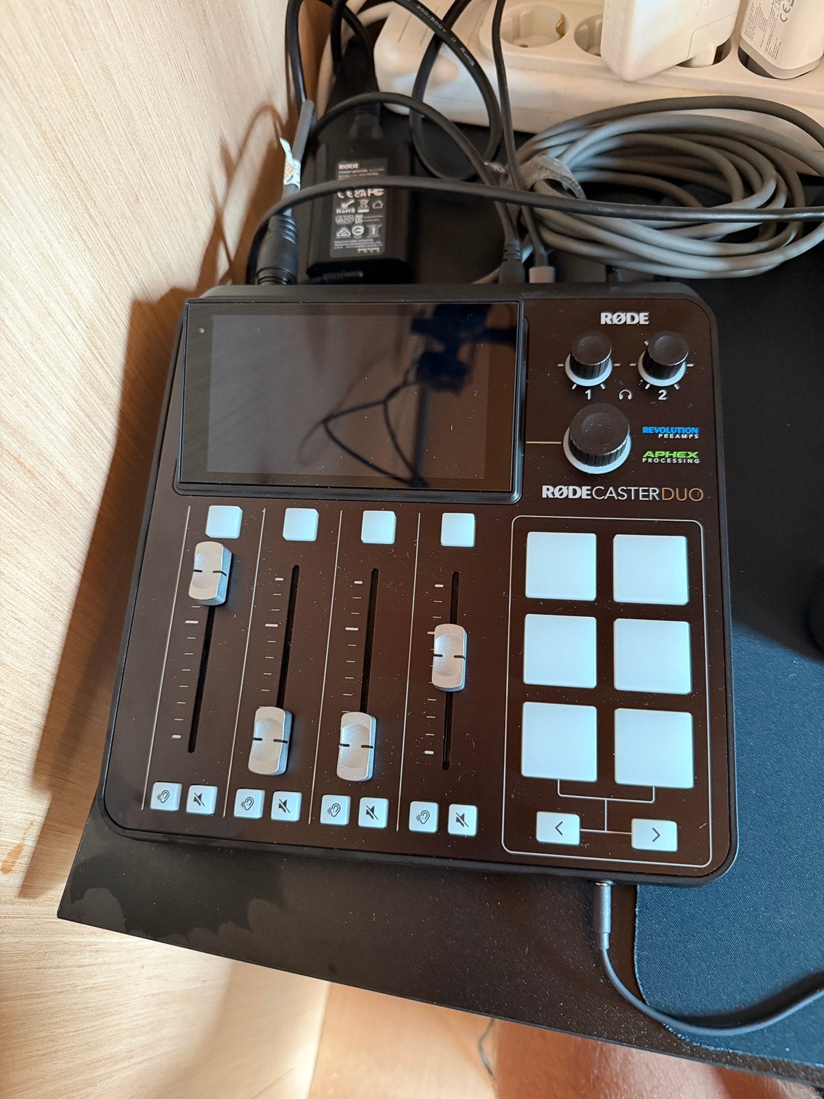RØDECaster Duo – zo goed als nieuw, Ophalen of Verzenden, Zo goed als nieuw, Audio