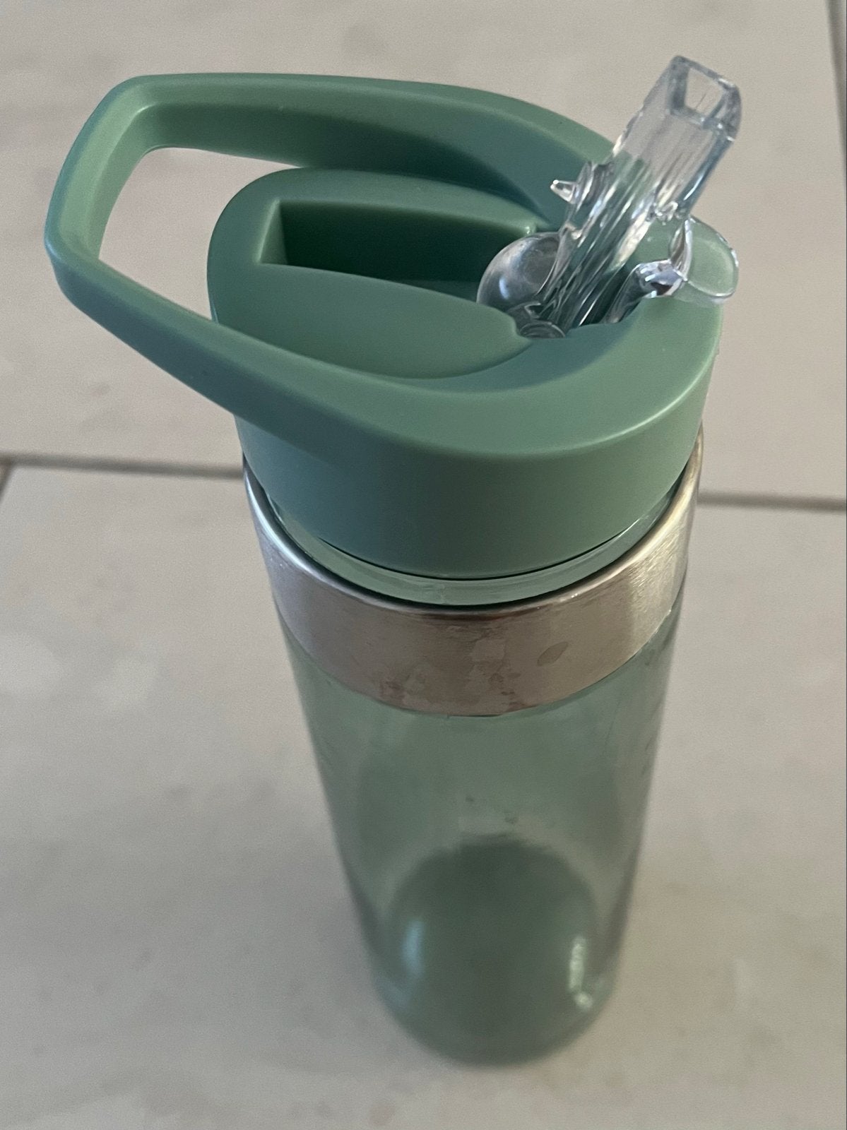 Groene drinkfles met rietje - Handig voor onderweg!, Ophalen of Verzenden, Zo goed als nieuw