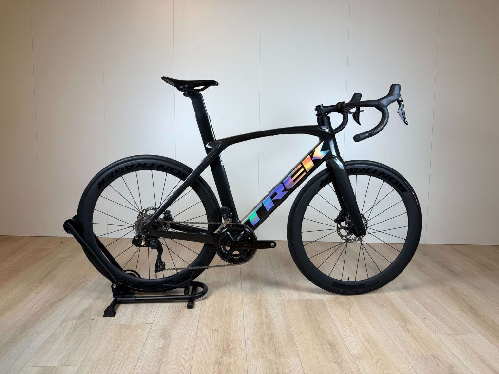 Trek Madone SL 6 - Shimano 105 Di2 - Bontrager Aolus - 56 cm