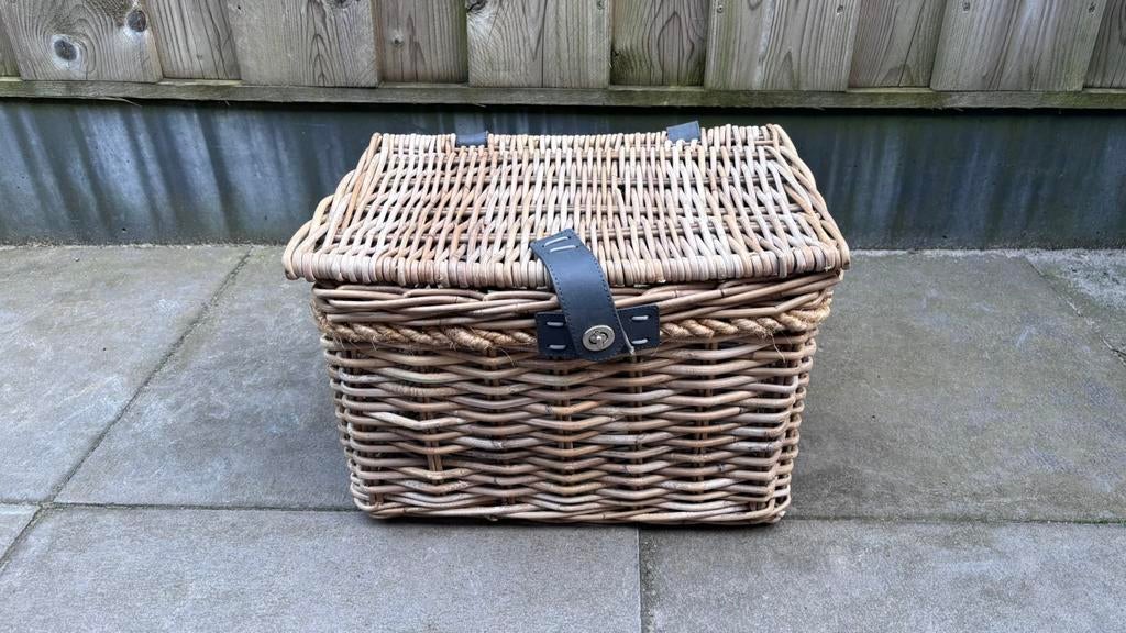 Rotan Fietsmand, Fietsen en Brommers, Fietsaccessoires | Fietsmanden, Ophalen, Zo goed als nieuw