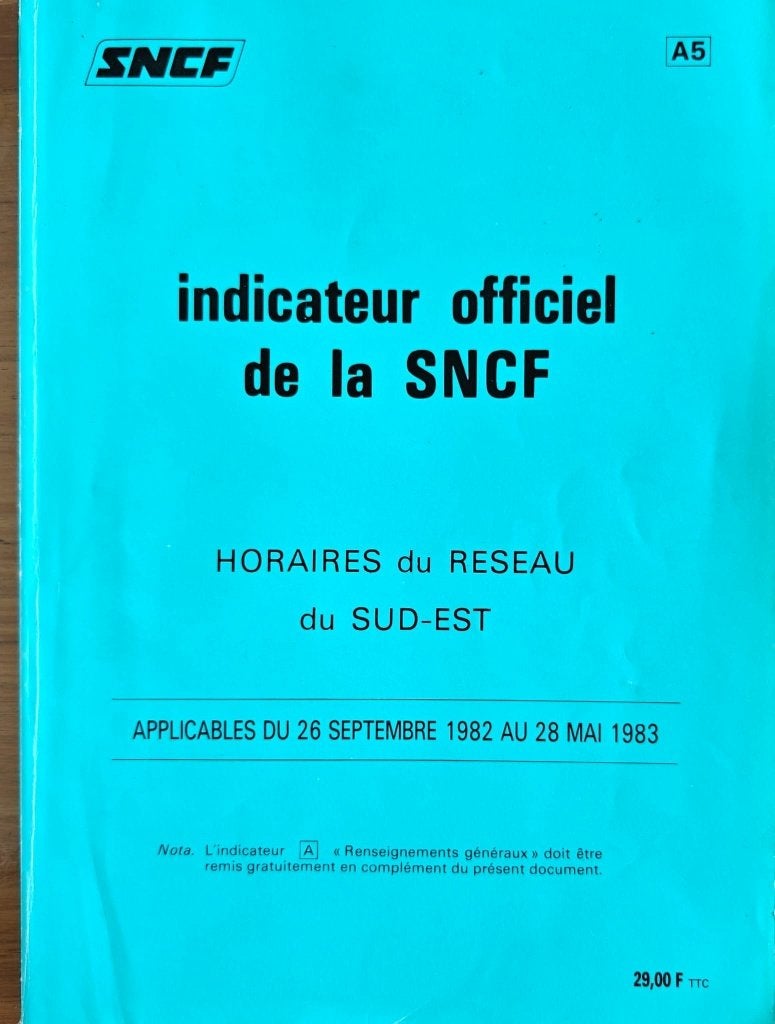 SNCF Indicateur Officiel A5 Reseau Sud-Est hiver 1982-83, Verzamelen, Ophalen of Verzenden, Gebruikt, Trein, Boek of Tijdschrift
