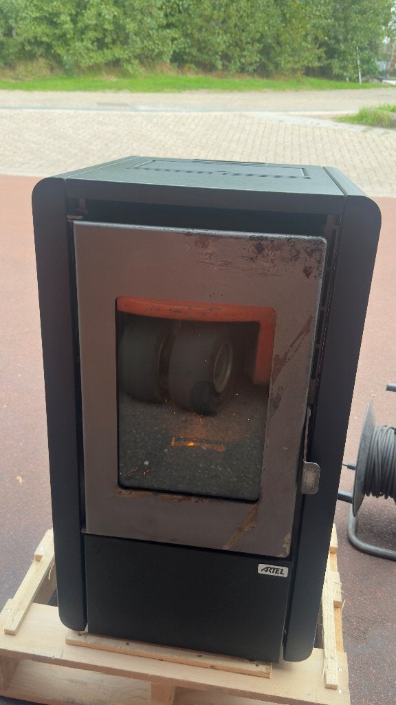 Artel Petite 6kw pelletkachel  - Gebruikt, Gebruikt, Info@bluesolid.nl, Pelletkachel, Vrijstaand