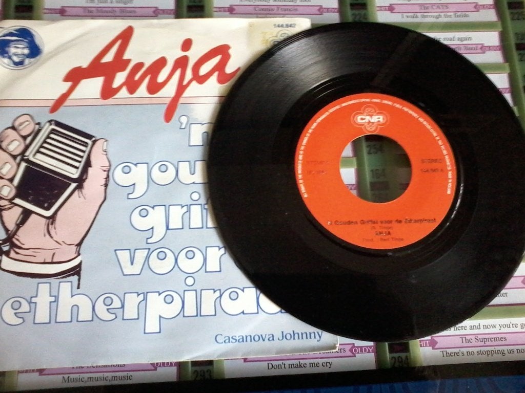 Anja –'n Gouden Griffel Voor De Etherpiraat-Casanova Johnny., Gebruikt, Verzenden, 7 inch, Fotohoes