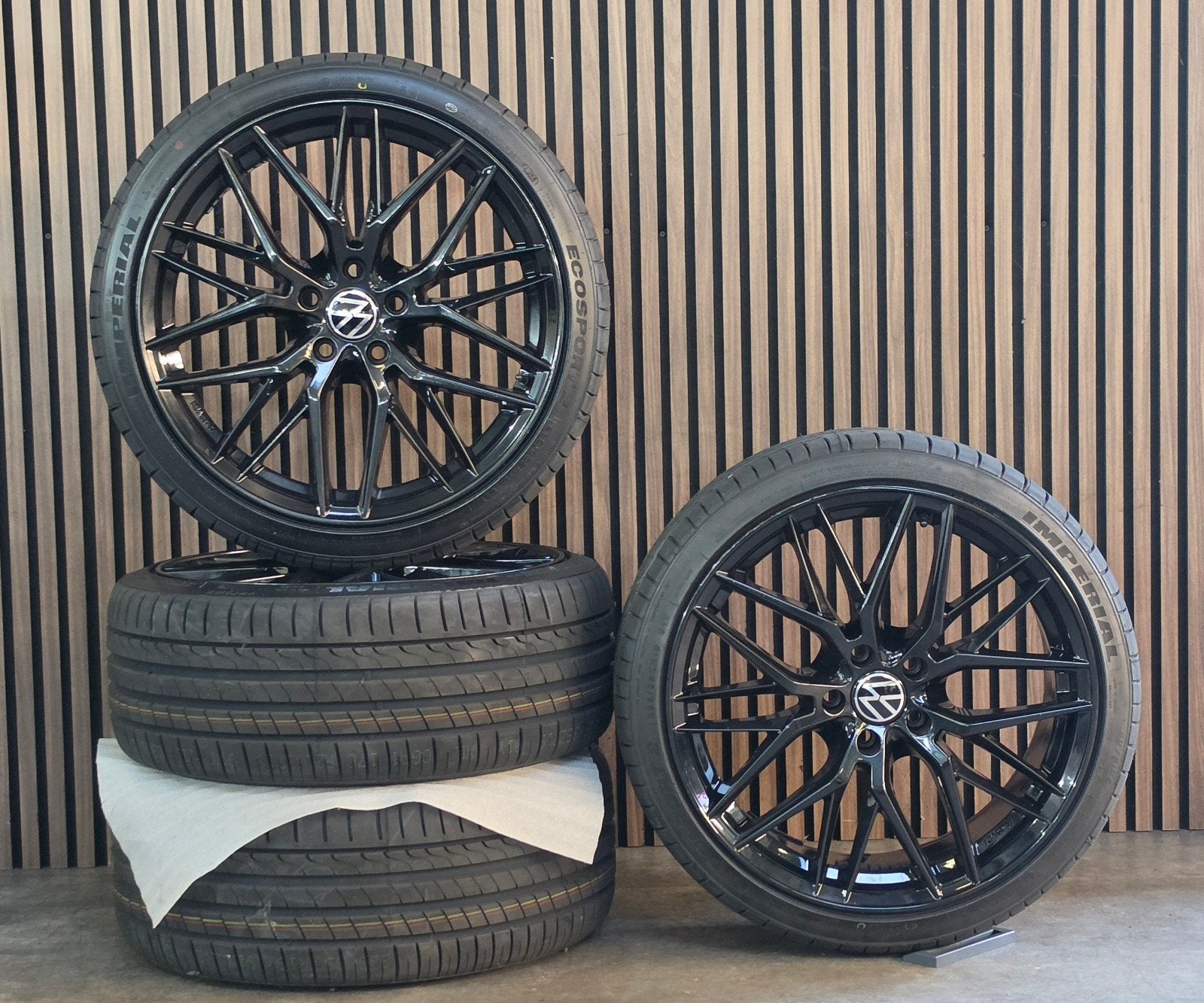 Nette 19" Damina Performance Velgen+Nieuwe Banden Golf Caddy, Damina, Gebruikt, Banden en Velgen, 235 mm