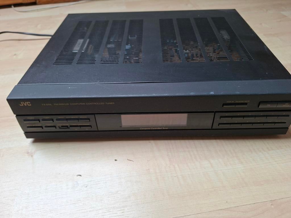 JVC FX-595L FM/AM/LW Computer Controlled Tuner, Audio, Tv en Foto, Tuners, Ophalen, Gebruikt, Analoog