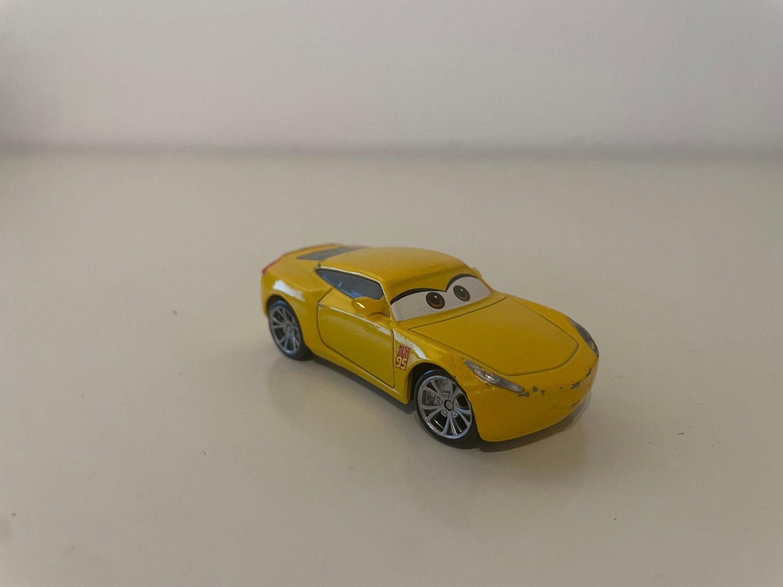 Disney Cars - Cruz Ramirez (Racing Centre), Ophalen of Verzenden, Gebruikt
