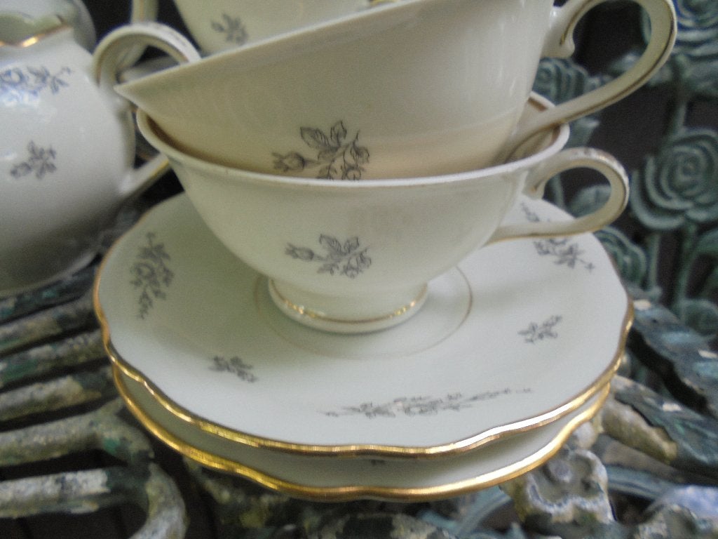 Foto 9 van Theeservies Winterling Bavaria grijze roosjes en goud deco