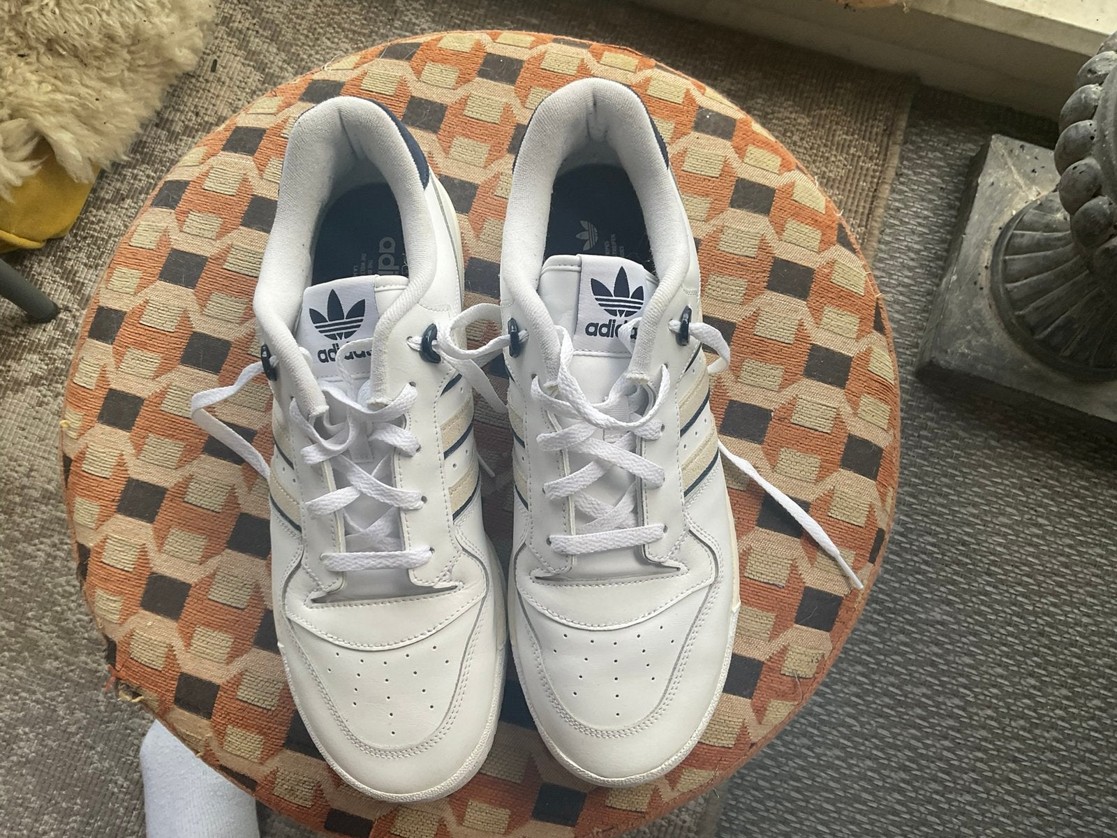 Adidas sportschoenen maat EU 45, Sport en Fitness, Loopsport en Atletiek, Adidas, Ophalen of Verzenden, Zo goed als nieuw, Overige sporten