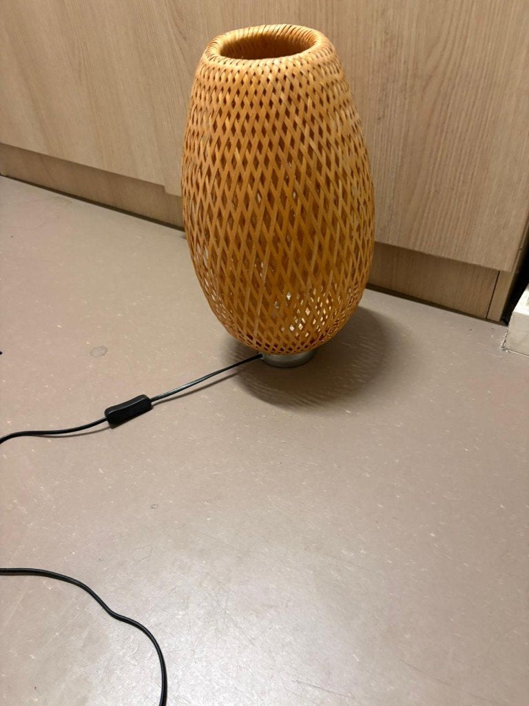 Ikea tafellamp bamboe/handgemaakt, Ophalen, Zo goed als nieuw, Minder dan 50 cm