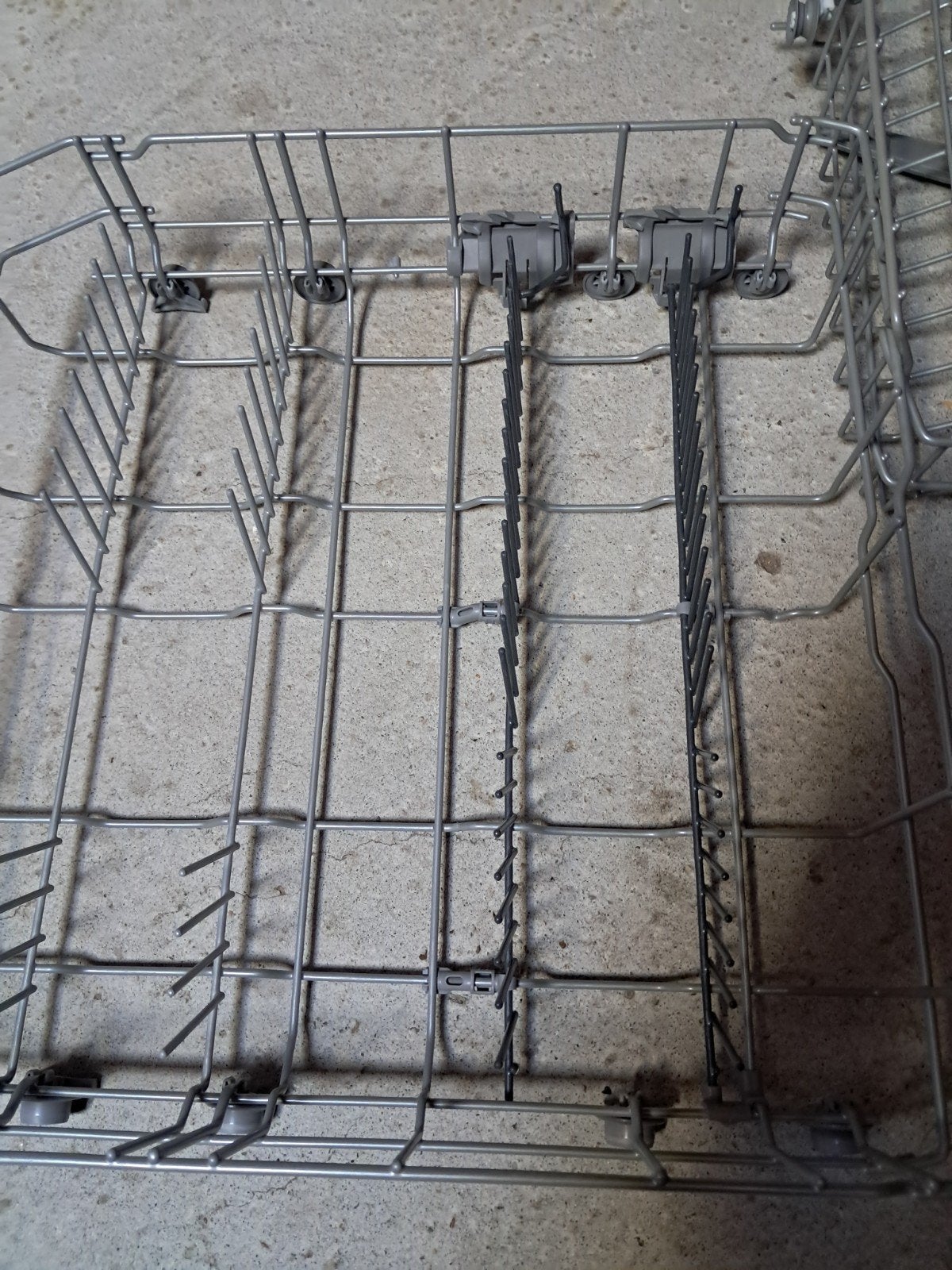 📌tot 1/10 Bosch vaatwasrekken (onder +boven)+ bestekmandje, Ophalen, Gebruikt, Vrijstaand